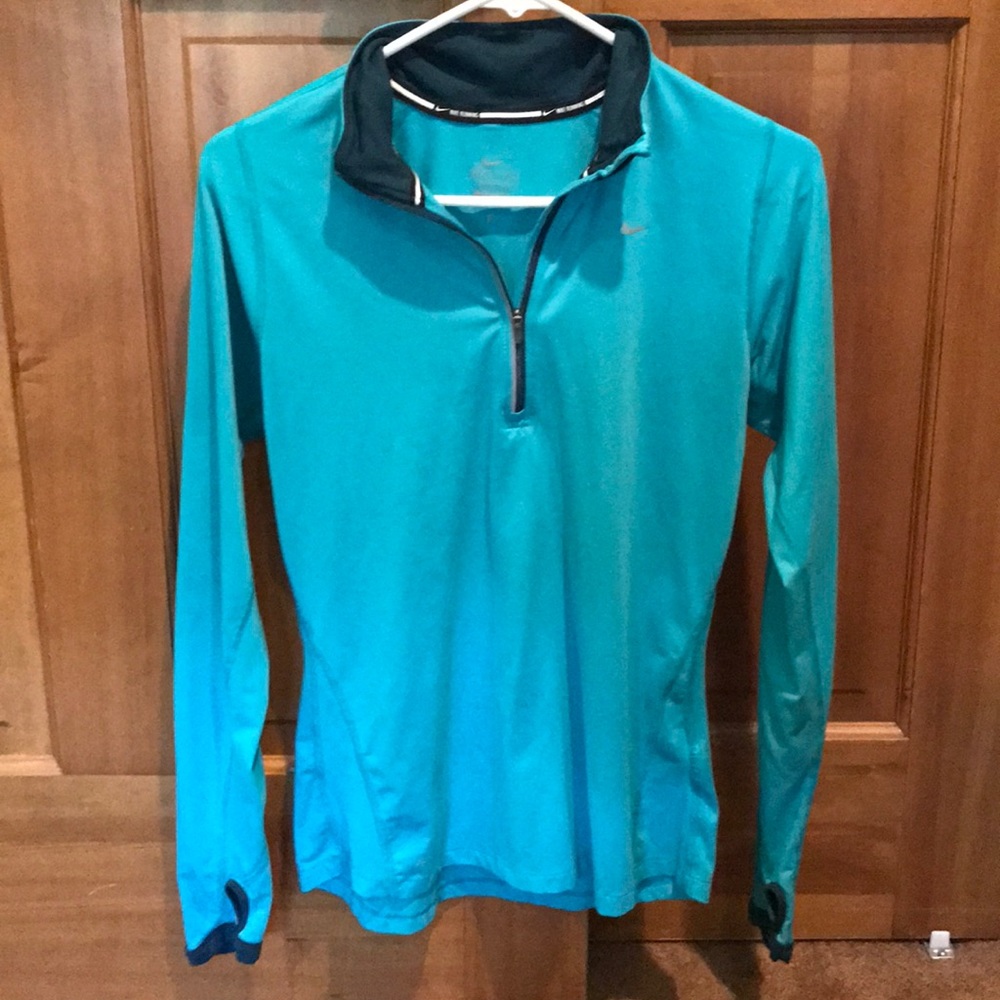 NWOT Nike quarter zip